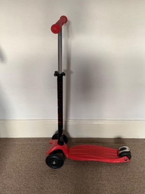 red scooter.jpg